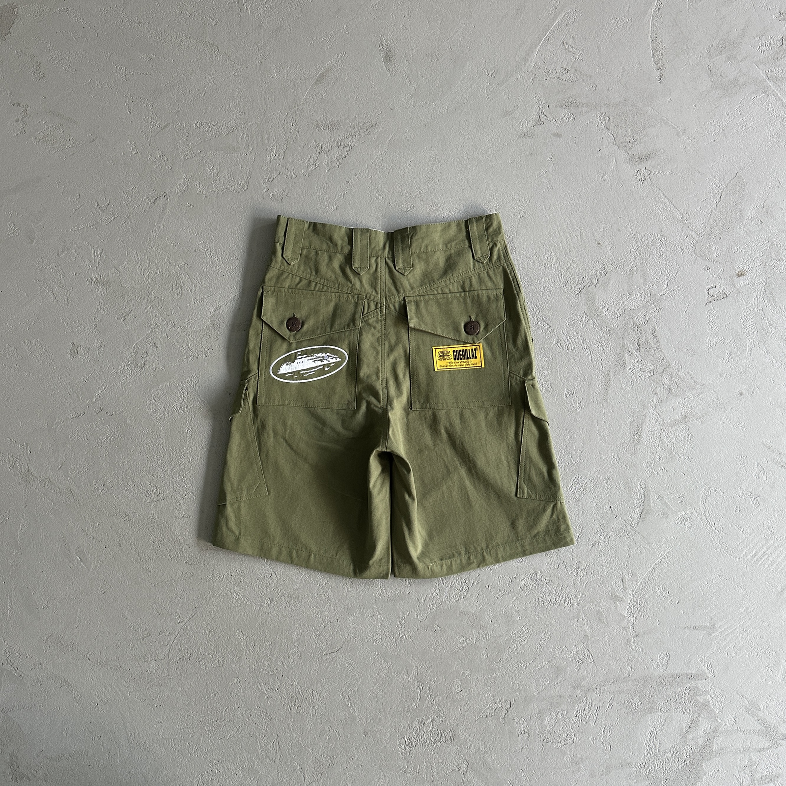 Corteiz Slant Pocket Green Shorts - Image 3