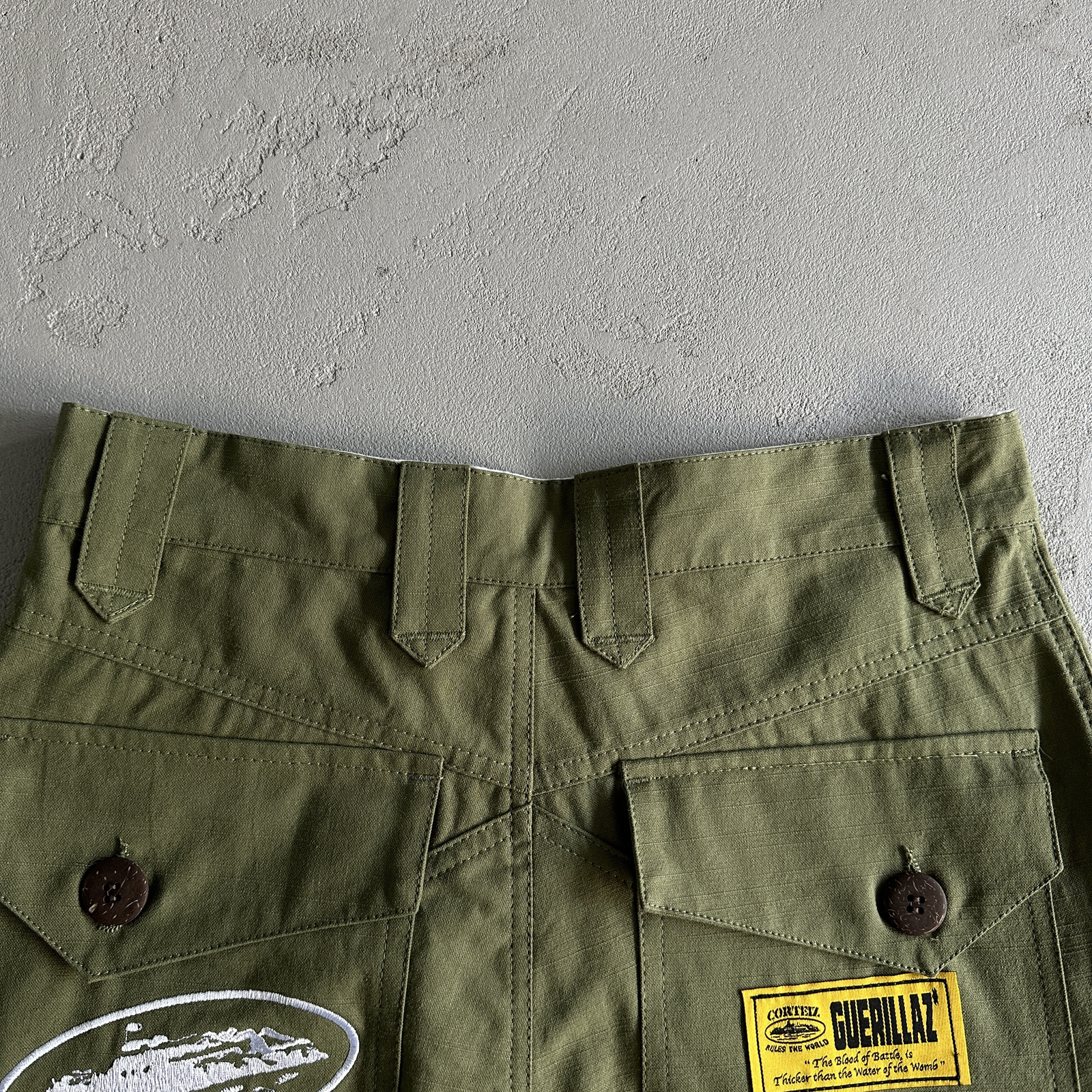 Corteiz Slant Pocket Green Shorts - Image 4