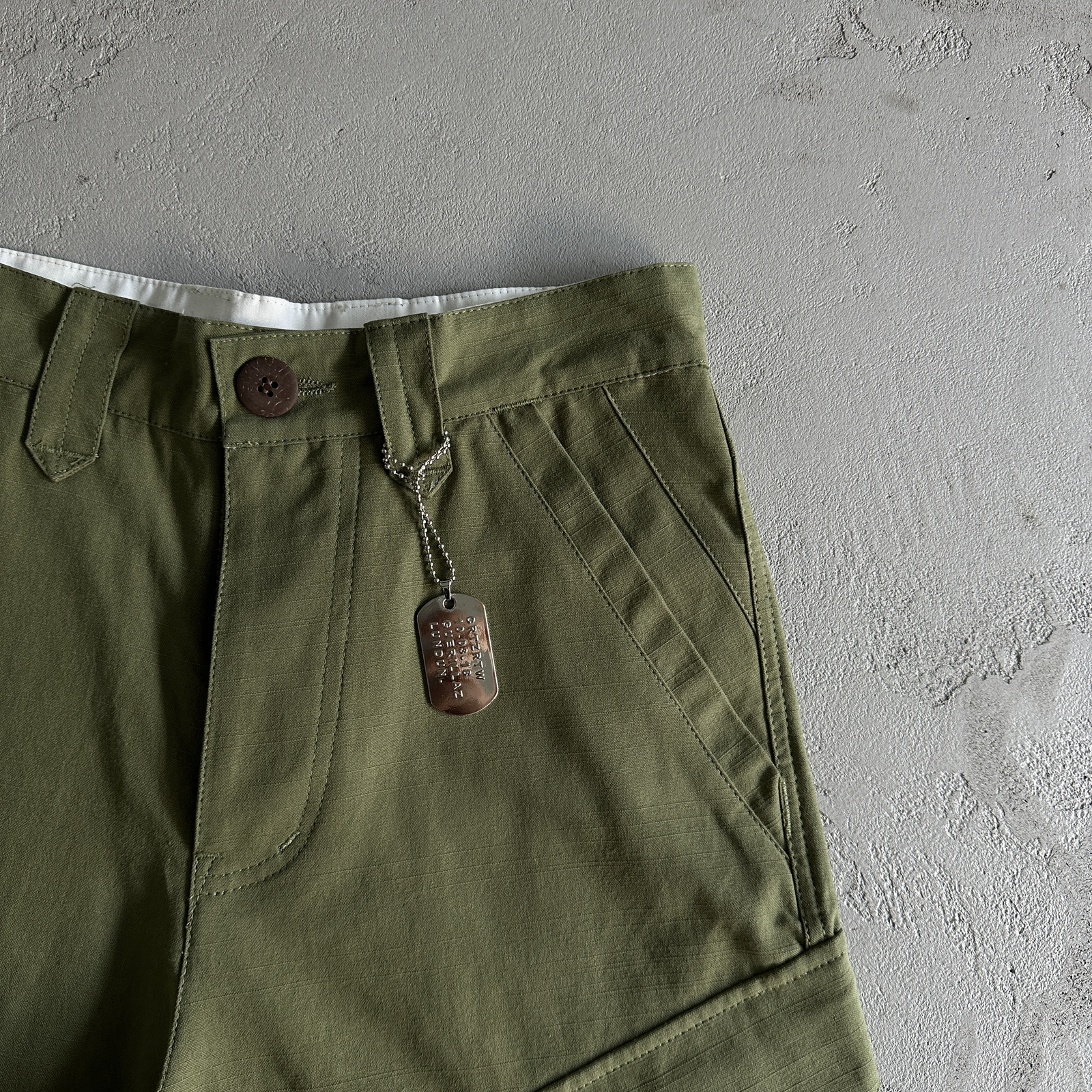 Corteiz Slant Pocket Green Shorts - Image 6