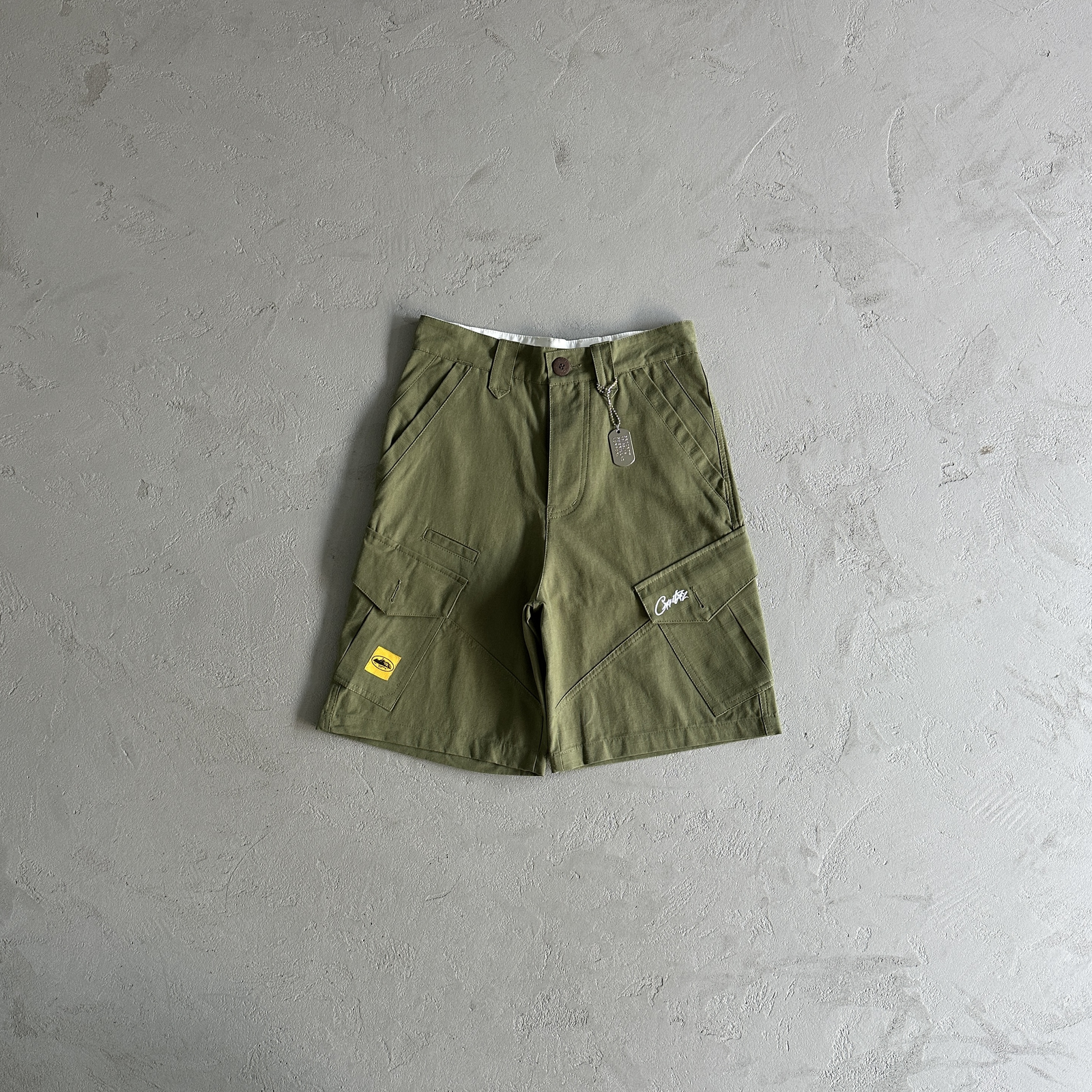 Corteiz Slant Pocket Green Shorts - Image 2