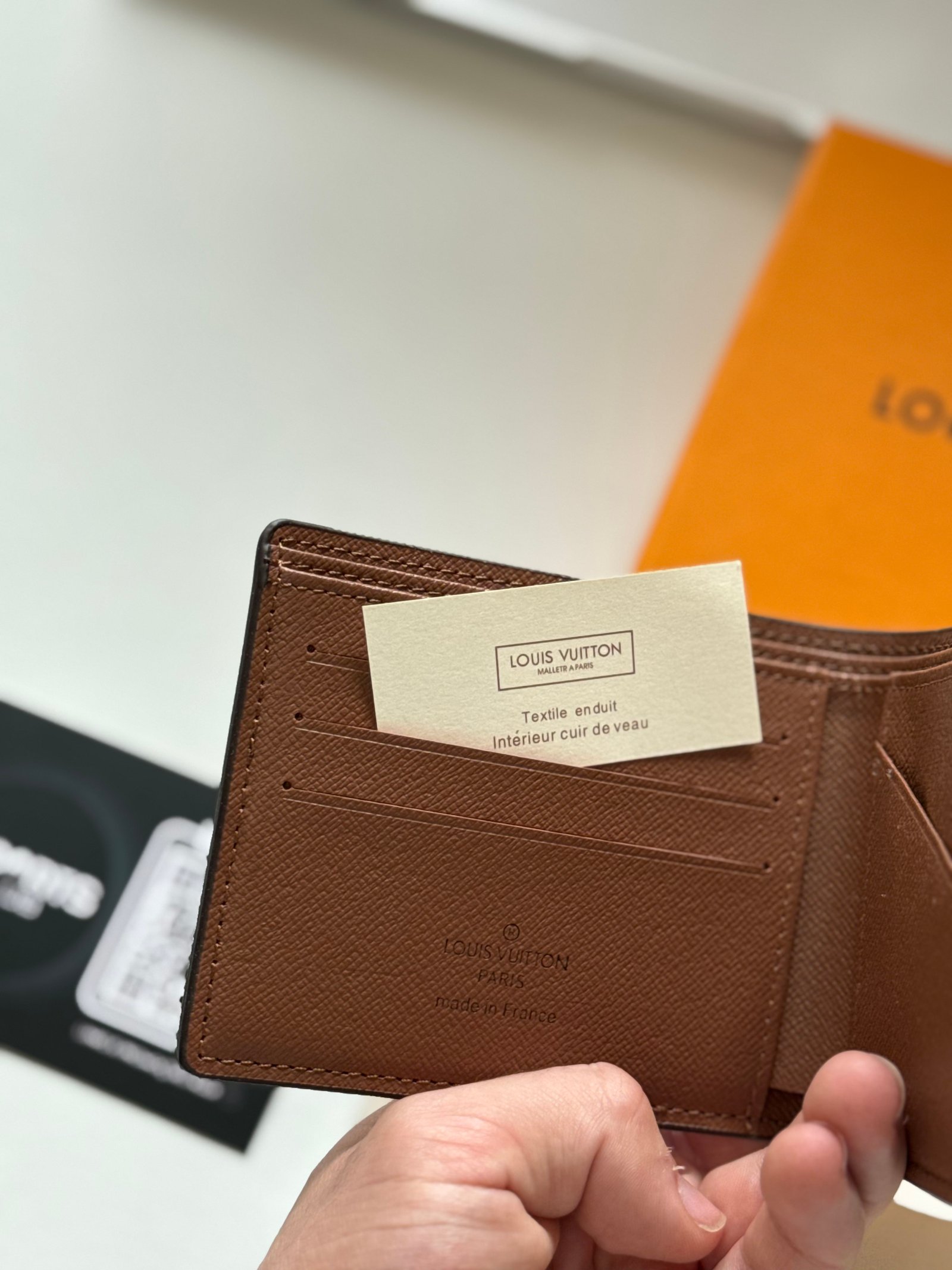 Louis Vuitton monogram bifold men’s - Image 3