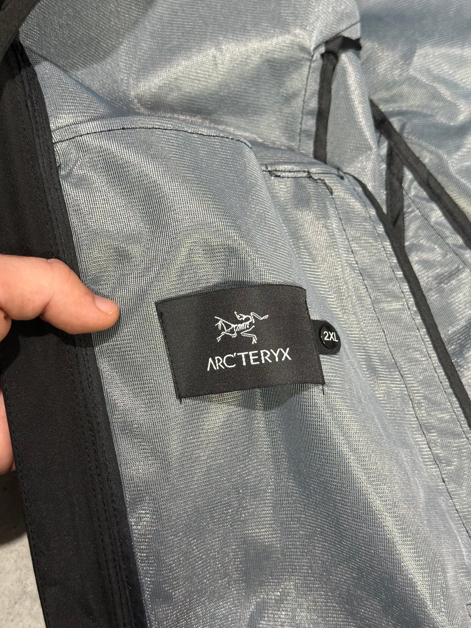 Arcteryx Mens Beta Jacket Black - Image 11